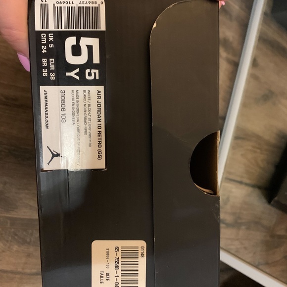 Jordan Steel 10 - Picture 5 of 5